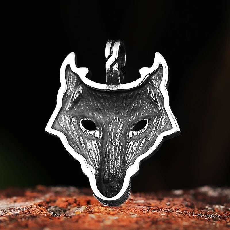 Celtic Knot Wolf Head Pendant - Chrome Cult