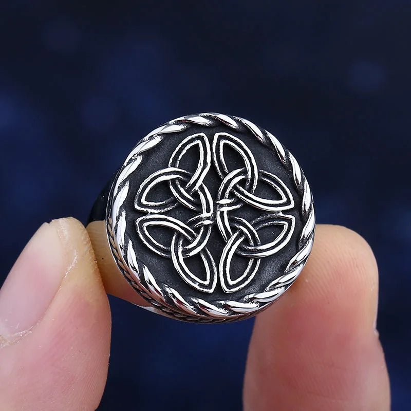 Quartet Celtic Knot Ring - Chrome Cult